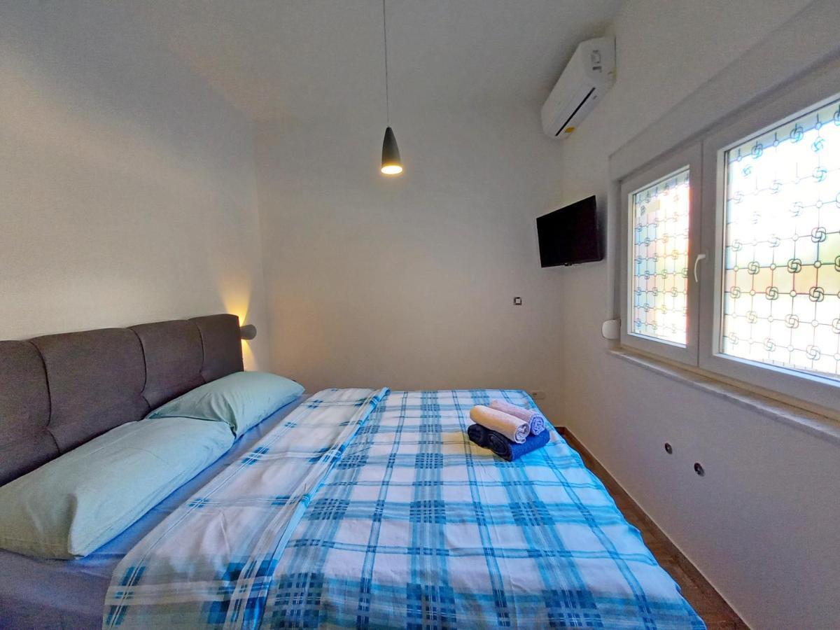 Holiday House Kazali, メドゥリン エクステリア 写真